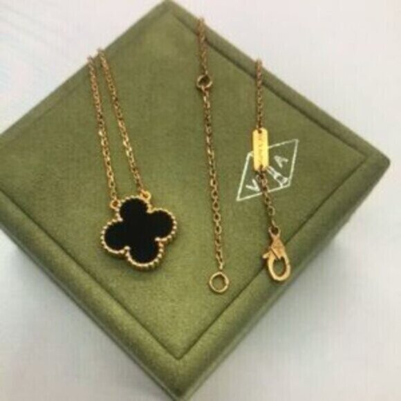 Van Cleef & Arpels 18K gold onyx necklace - Picture 5 of 8